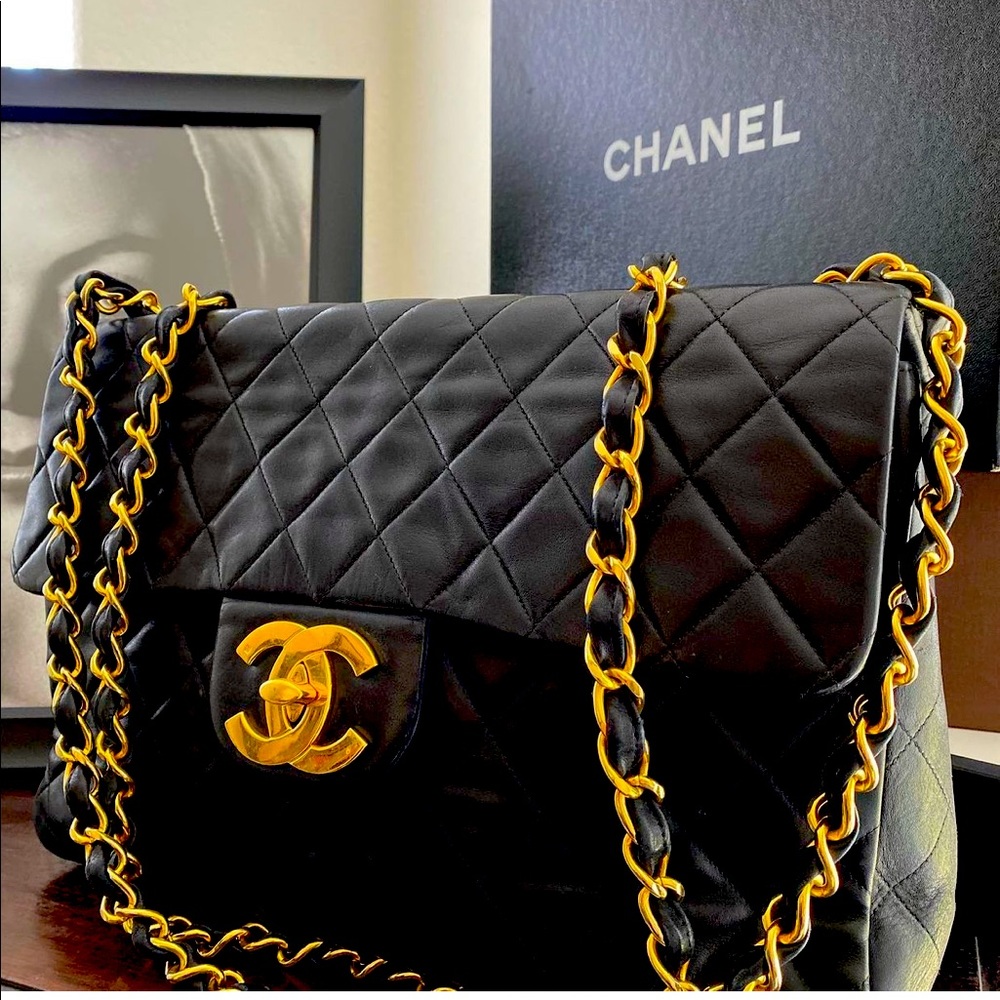 CHANEL BAG CHANEL Jumbo 30 Quilted Matelasse Lambskin
w/Chain Shoulder chain